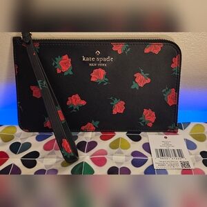 Kate Spade Ditsy Rose Toss Meduim LZip Wristlet